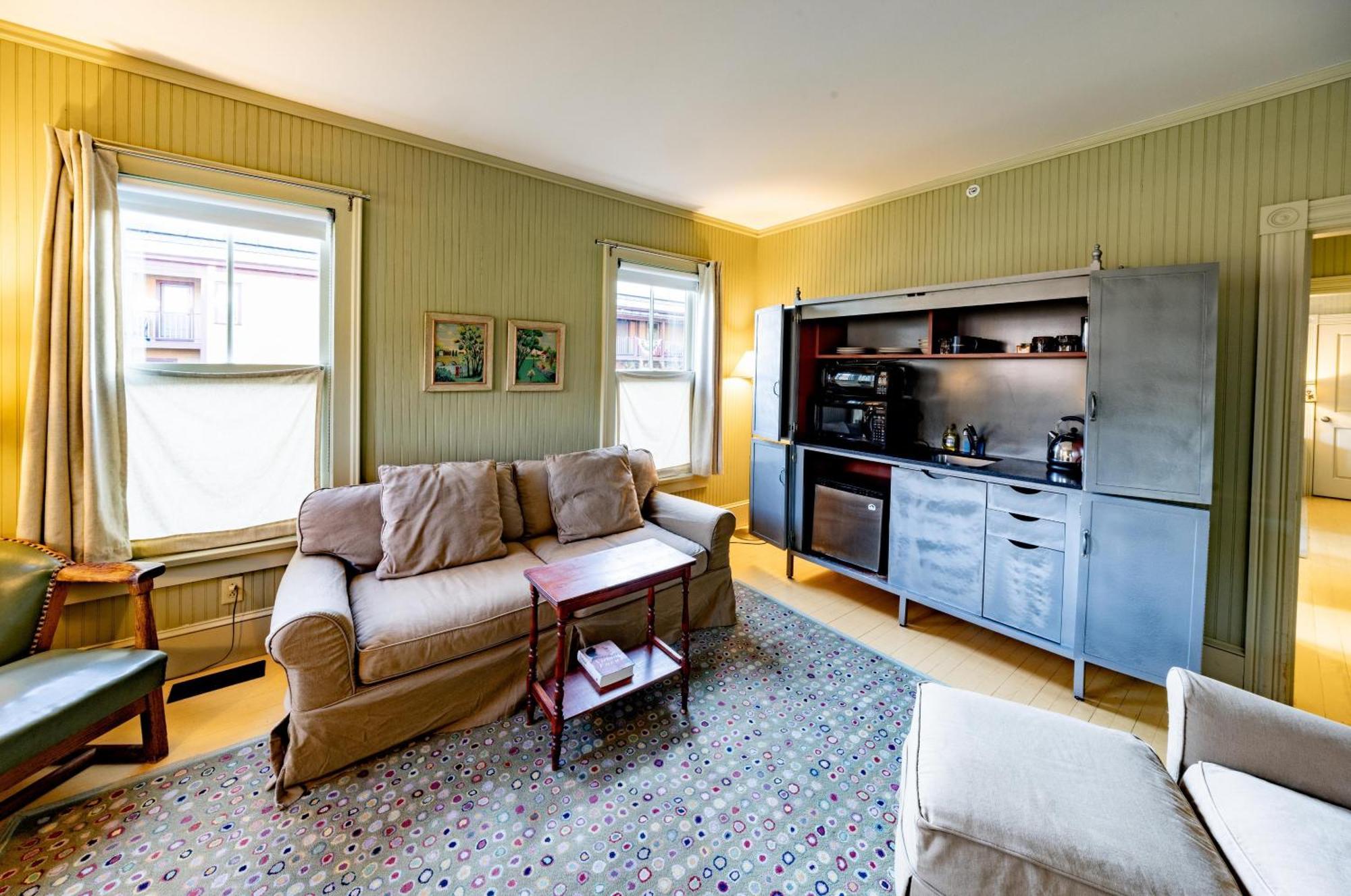 The Porches Inn At Mass Moca نورث آدمز المظهر الخارجي الصورة