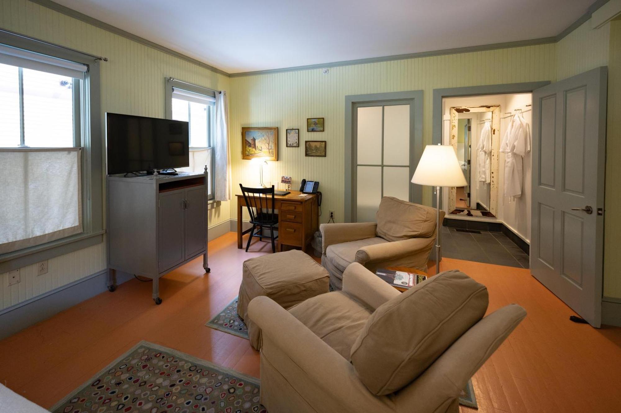 The Porches Inn At Mass Moca نورث آدمز المظهر الخارجي الصورة