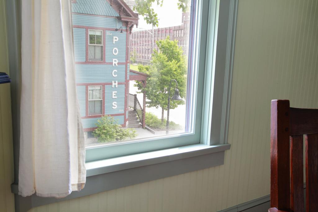 The Porches Inn At Mass Moca نورث آدمز المظهر الخارجي الصورة